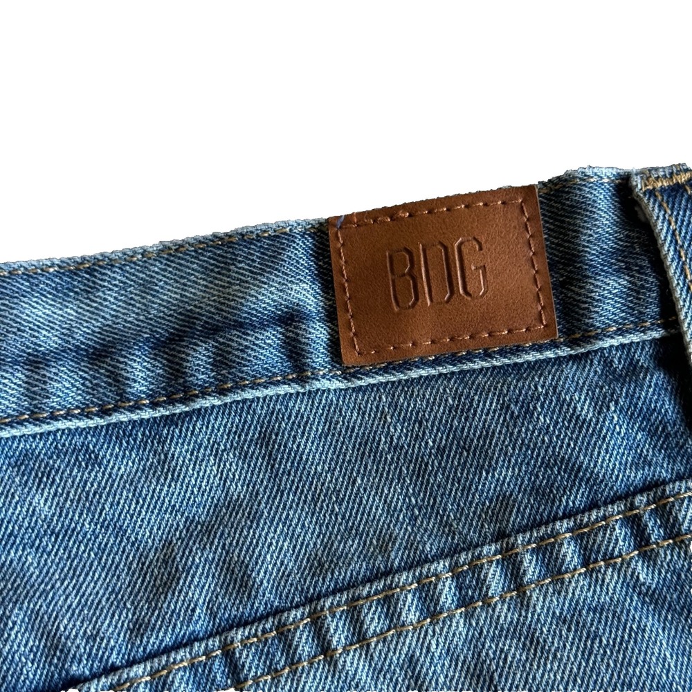 BDG Shorts Denim Blue Women's Size 27 Womens Low Rise Boyfriend Pocket Button - Picture 6 of 7